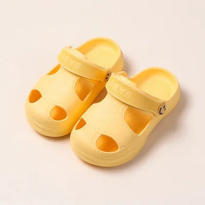 Summer New Baby Hole Shoes 2022 Children Nice Non -Slip Soft Floor Old Boys Girl Beach Sandals 1 -5 Years