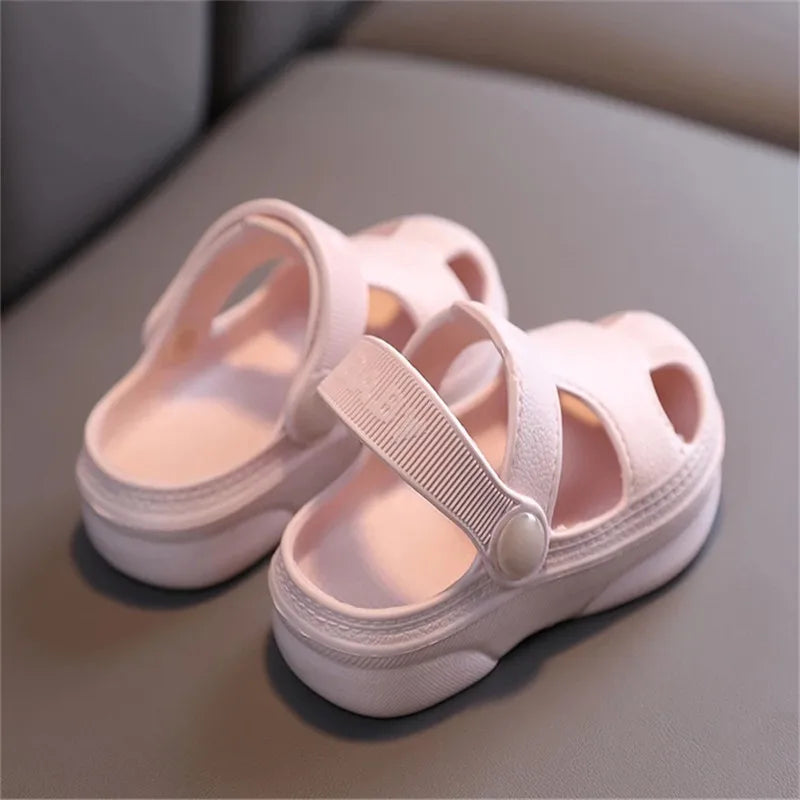 Summer New Baby Hole Shoes 2022 Children Nice Non -Slip Soft Floor Old Boys Girl Beach Sandals 1 -5 Years